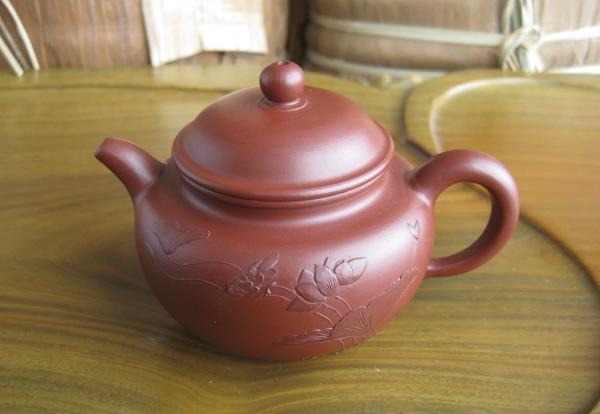 Мастеровой исинский чайник "Да Хун Пао" 